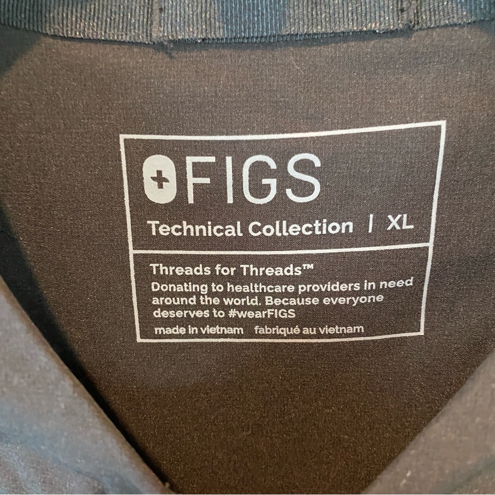 Figs Technical Collection Button Down Scrub Top S… - image 6